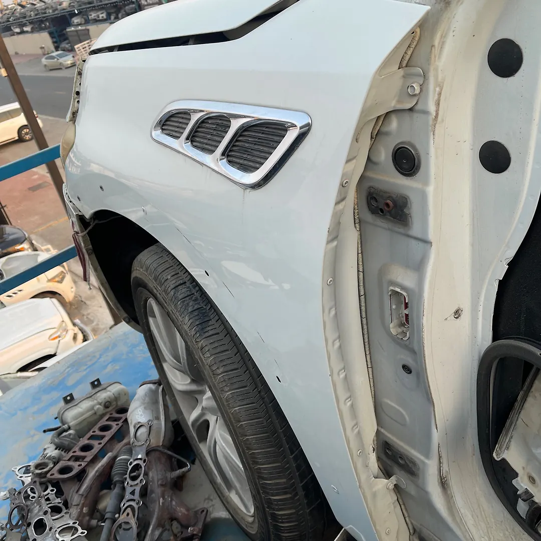 Fender (LHF) - 2012 Infiniti QX56