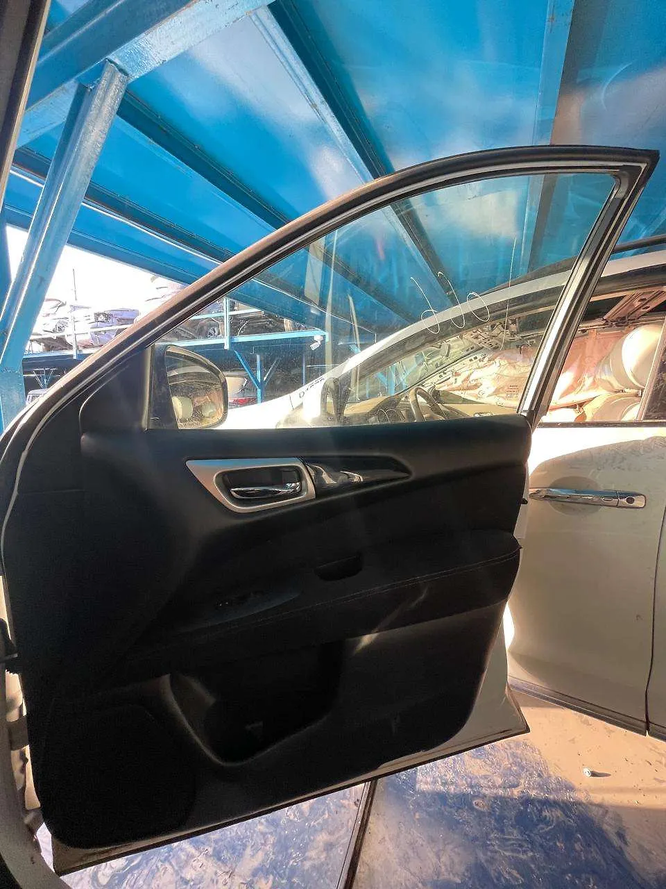 Door (RHF) - 2013 Nissan Pathfinder