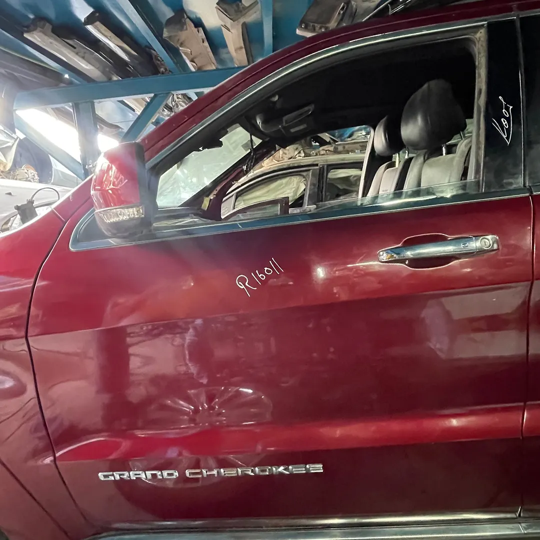 Door (LHF) - 2014 Jeep GRAND CHEROKEE