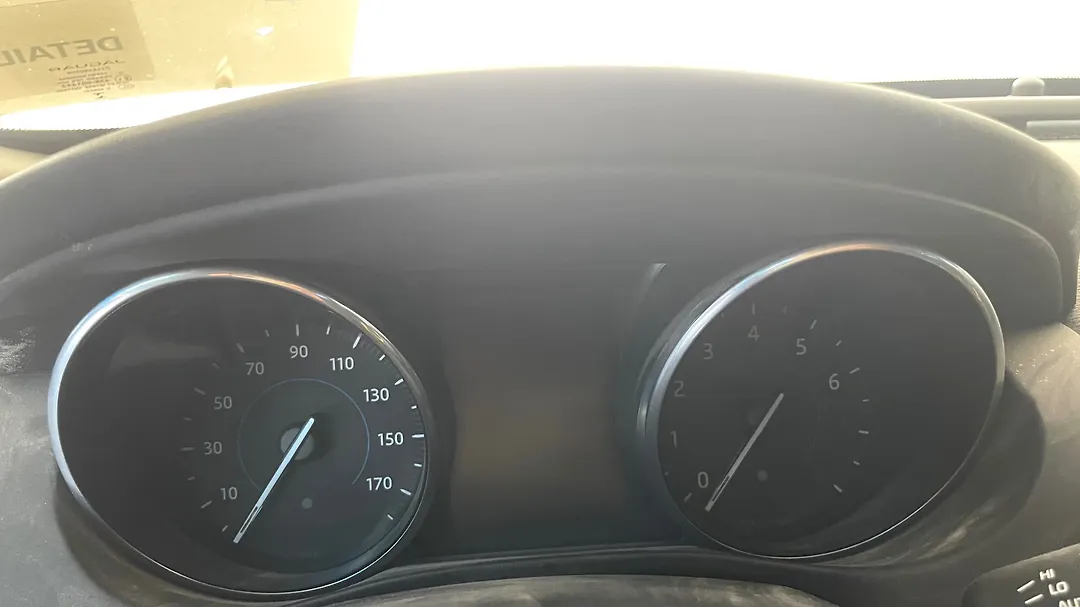 Speedometer - 2018 Jaguar F-Pace