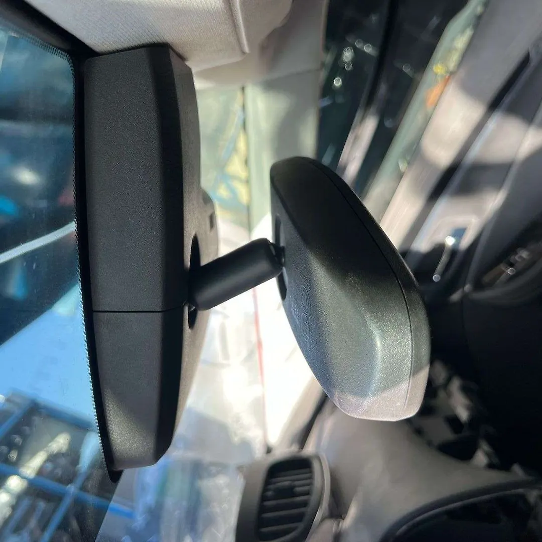 Rear view mirror - 2015 Chevrolet Impala