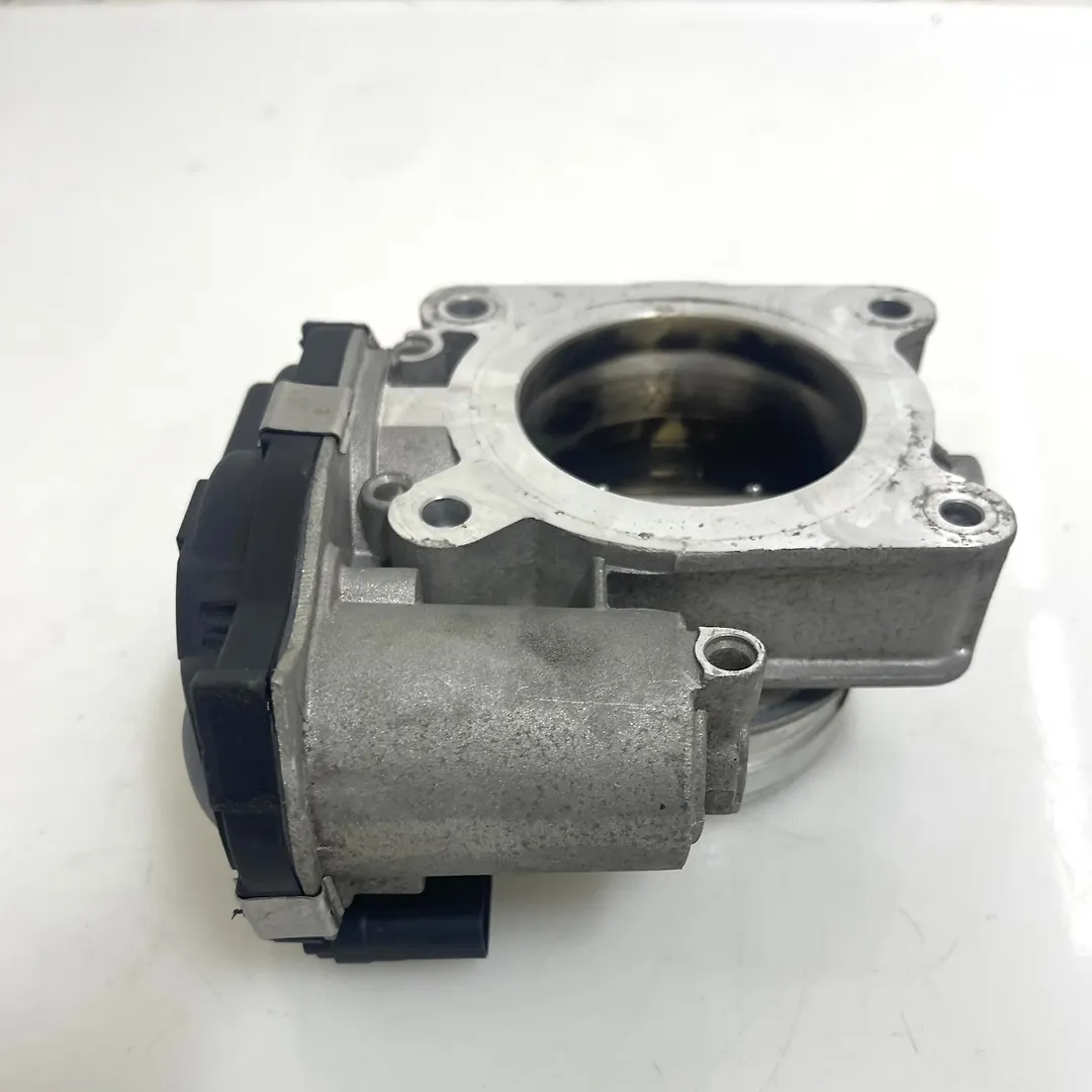 Throttle body - 2018 Chevrolet Traverse LT Cloth