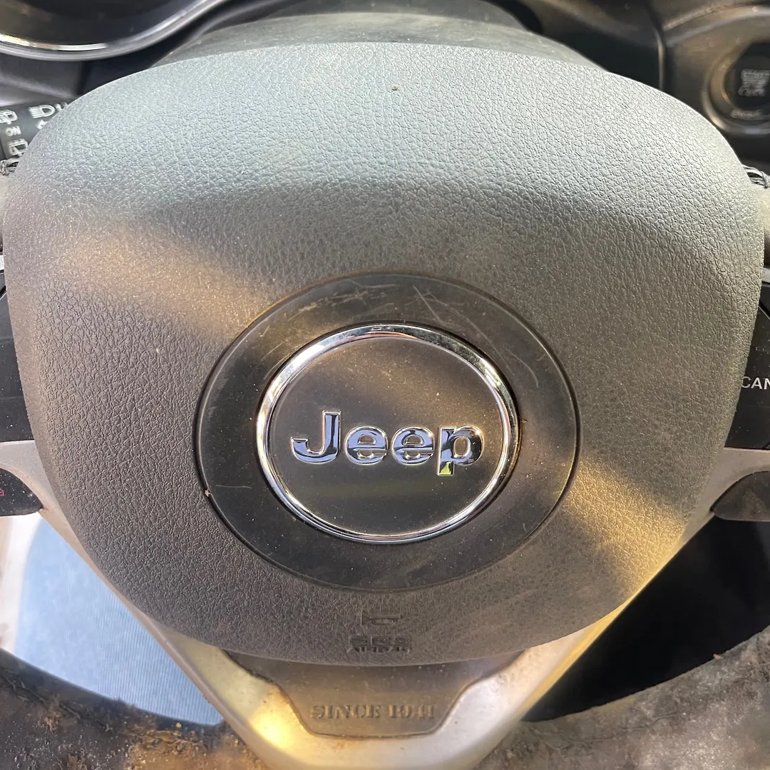Airbag (Steering) - 2015 Jeep Grand Cherokee LAREDO