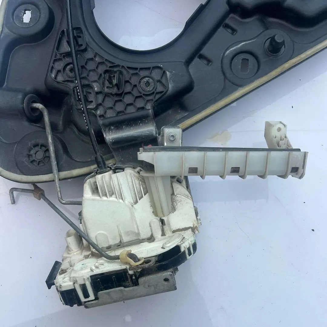 Door Lock(RHB) - 2014 Jeep GRAND CHEROKEE