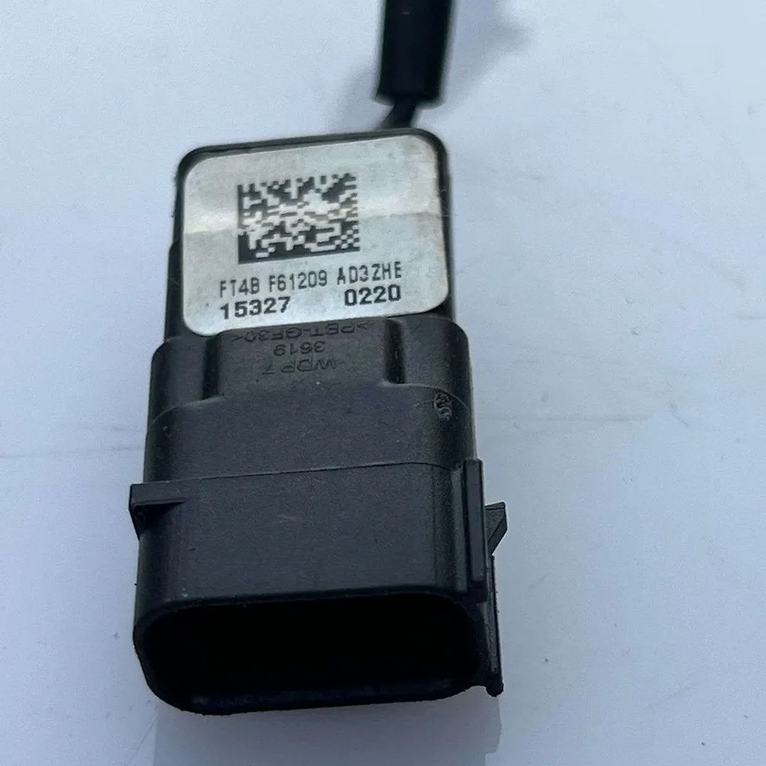 Seat Belt Lock - 2017 Lincoln MKX