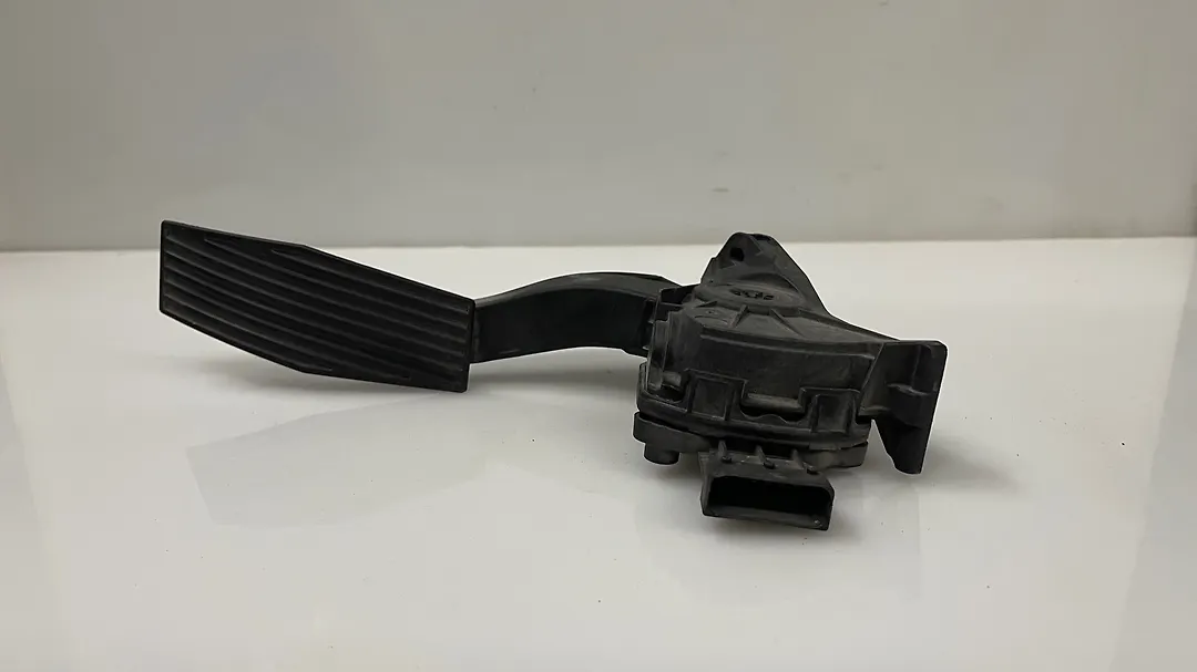 Accelerator pedal - 2015 Chevrolet Impala