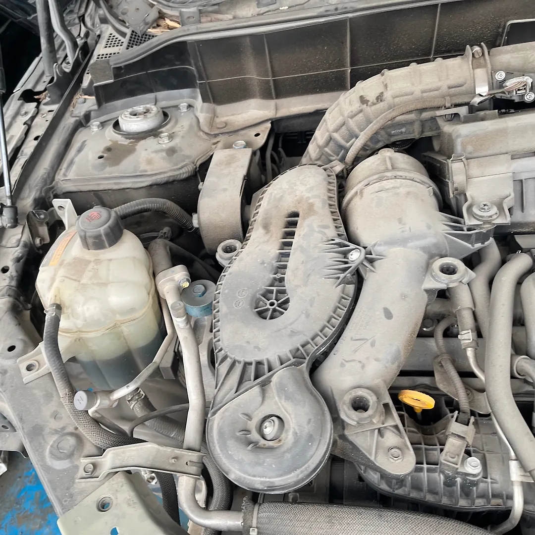 Engine  - 2018 Infiniti QX50 2.0 Turbo