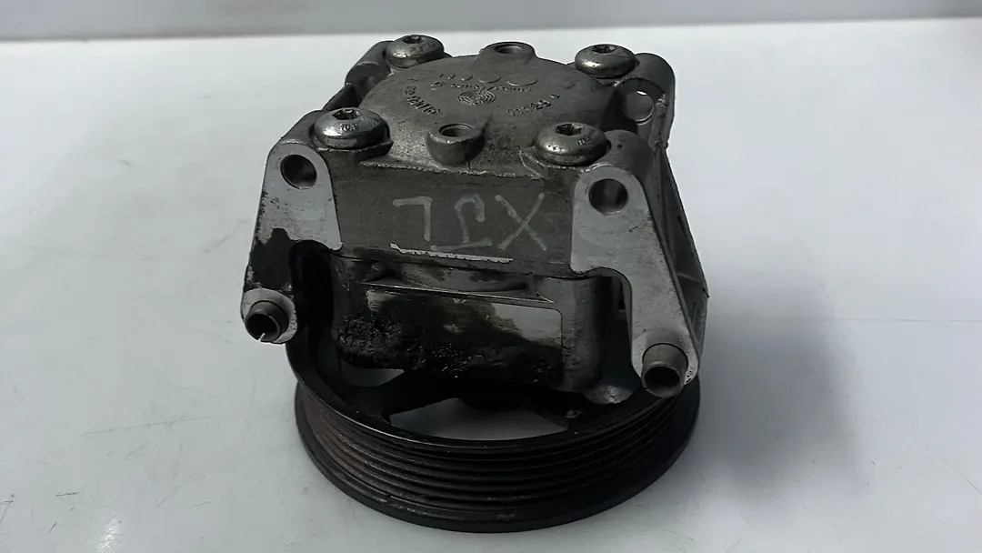 Power steering pump - 2015 Jaguar XF