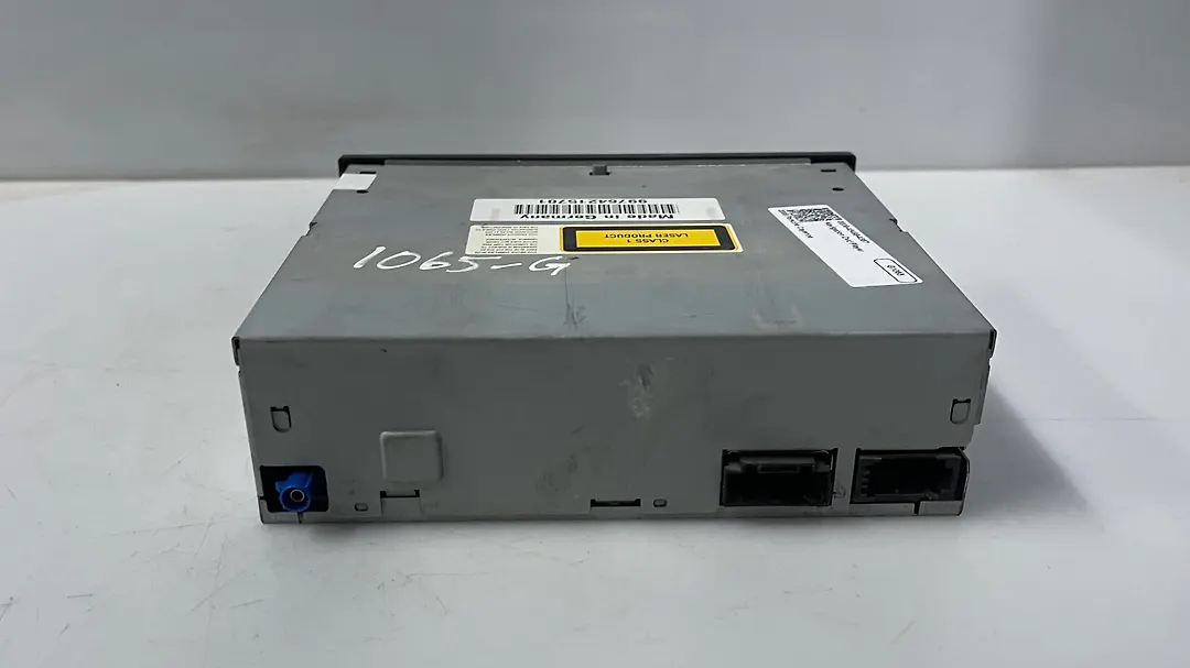 Navigation DVD player - 2008 Porsche Cayenne