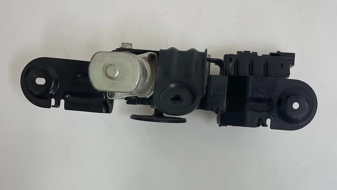 Rear wiper motor - 2022 Chevrolet Traverse LT Leather