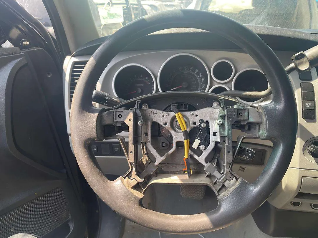 Steering wheel - 2008 Toyota Tundra