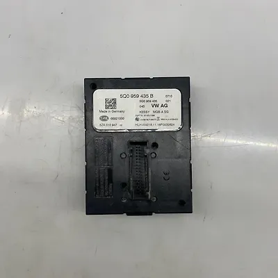 Keyless Control Module  - 2018 Audi A3