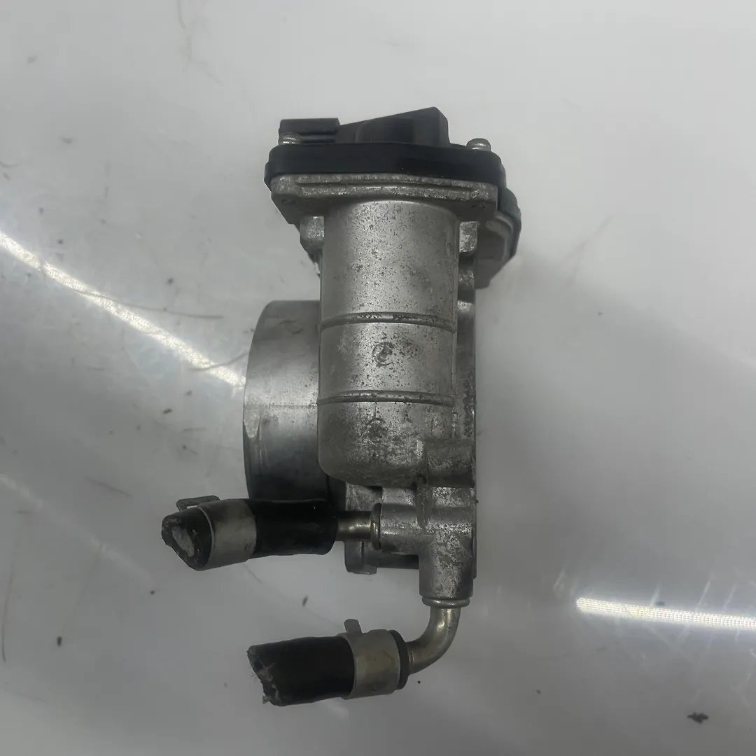 Throttle body - 2013 Nissan Pathfinder