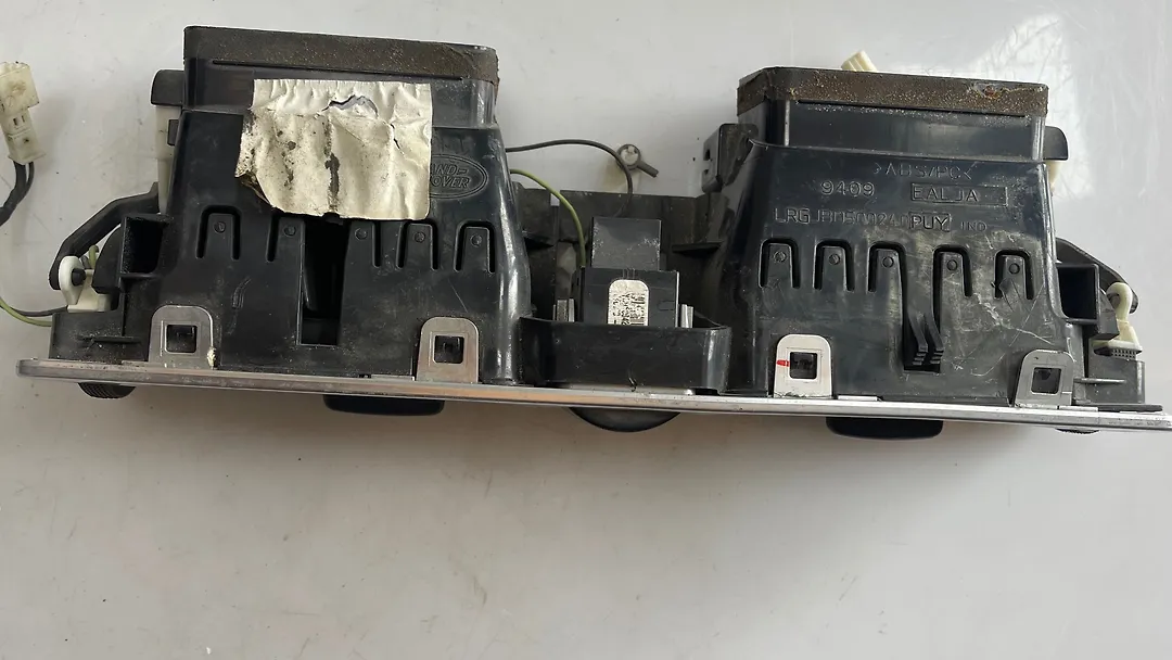 Ac Vent Penal - 2007 Land Rover RANGE ROVER VOGUE