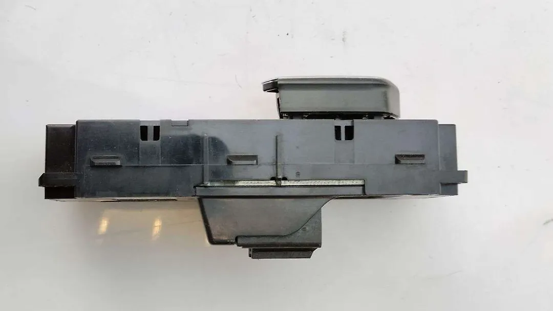 Seat Adjust Control Switch RH  - 2015 Ford Edge