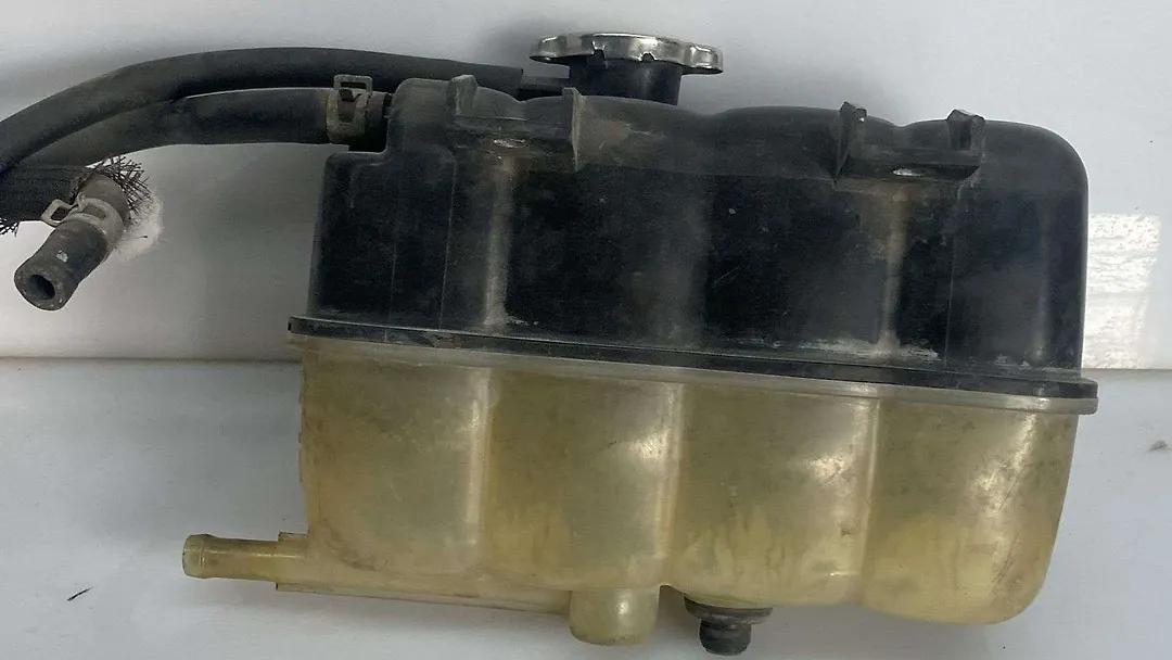 Radiator Water Bottle - 2017 Nissan Armada 5.6
