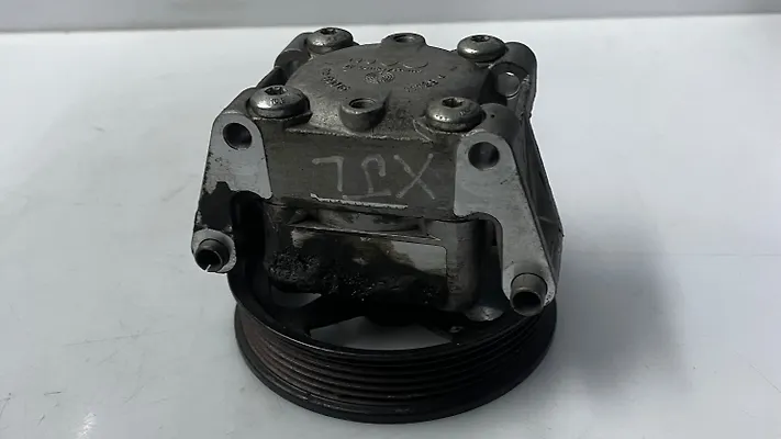 Power steering pump - 2015 Jaguar XF