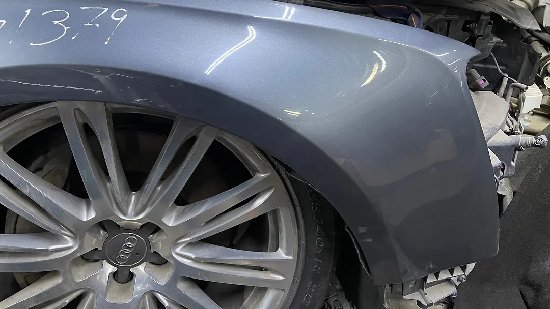 Fender (LHF) - 2016 Audi A8