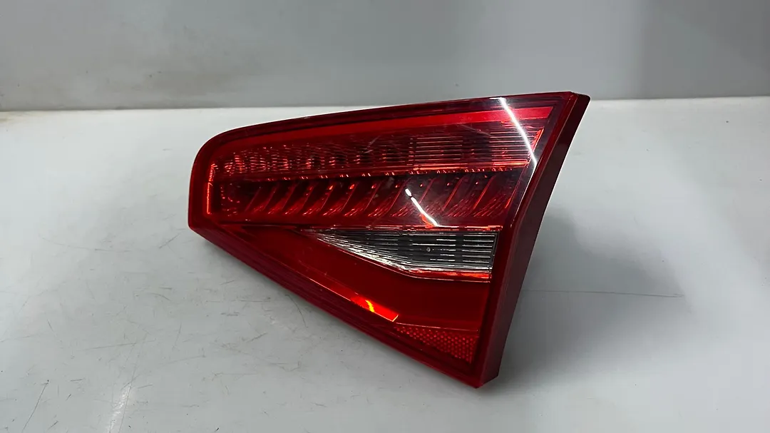 Trunk Light (RH) - 2015 Audi S4