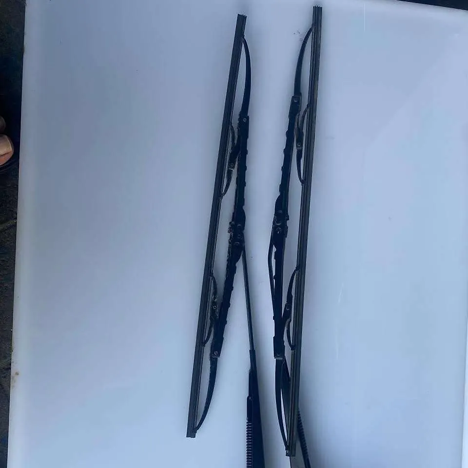 Wiper arm - 2021 Toyota Tacoma SR5