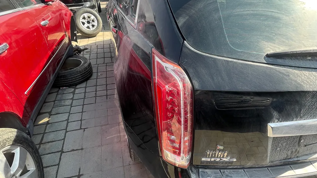 Tail Light (LH) - 2010 Cadillac SRX Premium