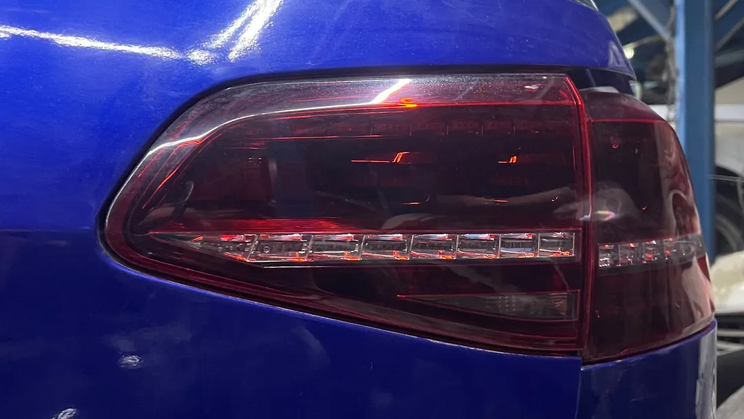 Trunk Light (RH) - 2015 Volkswagen Golf R