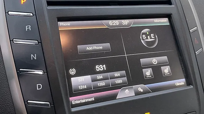 Info/GPS/TV Screen - 2016 Lincoln MKC