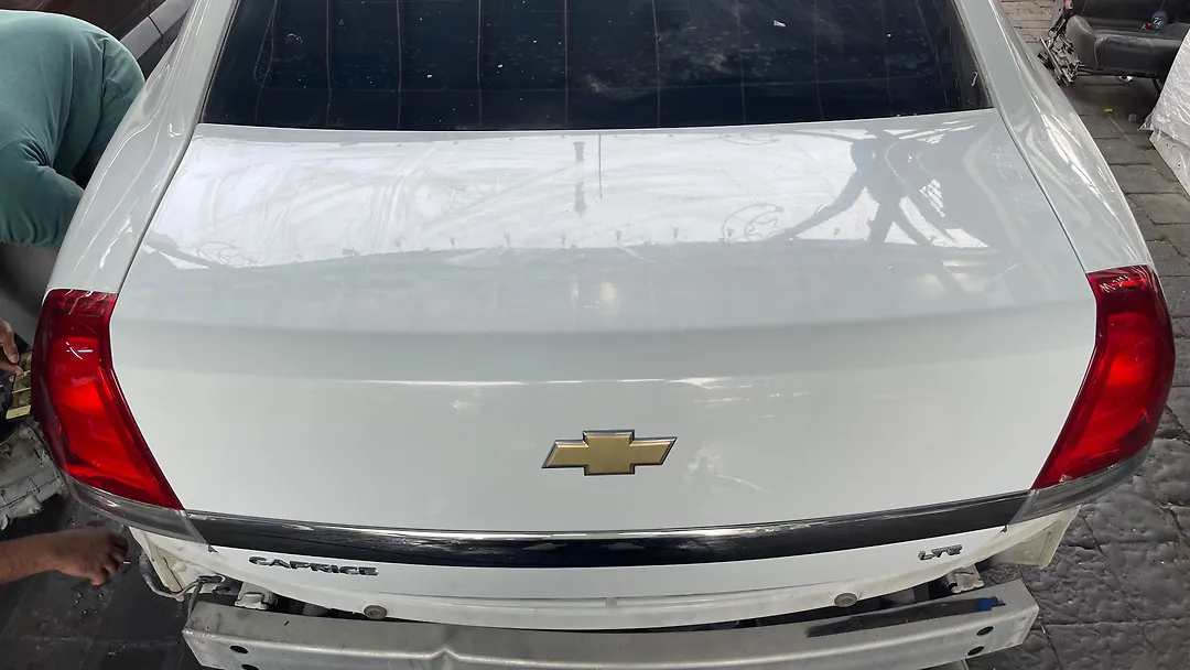 Trunk - 2014 Chevrolet Caprice