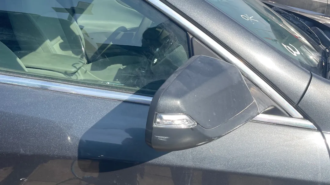 Side Mirror (RH) - 2018 Chevrolet Malibu