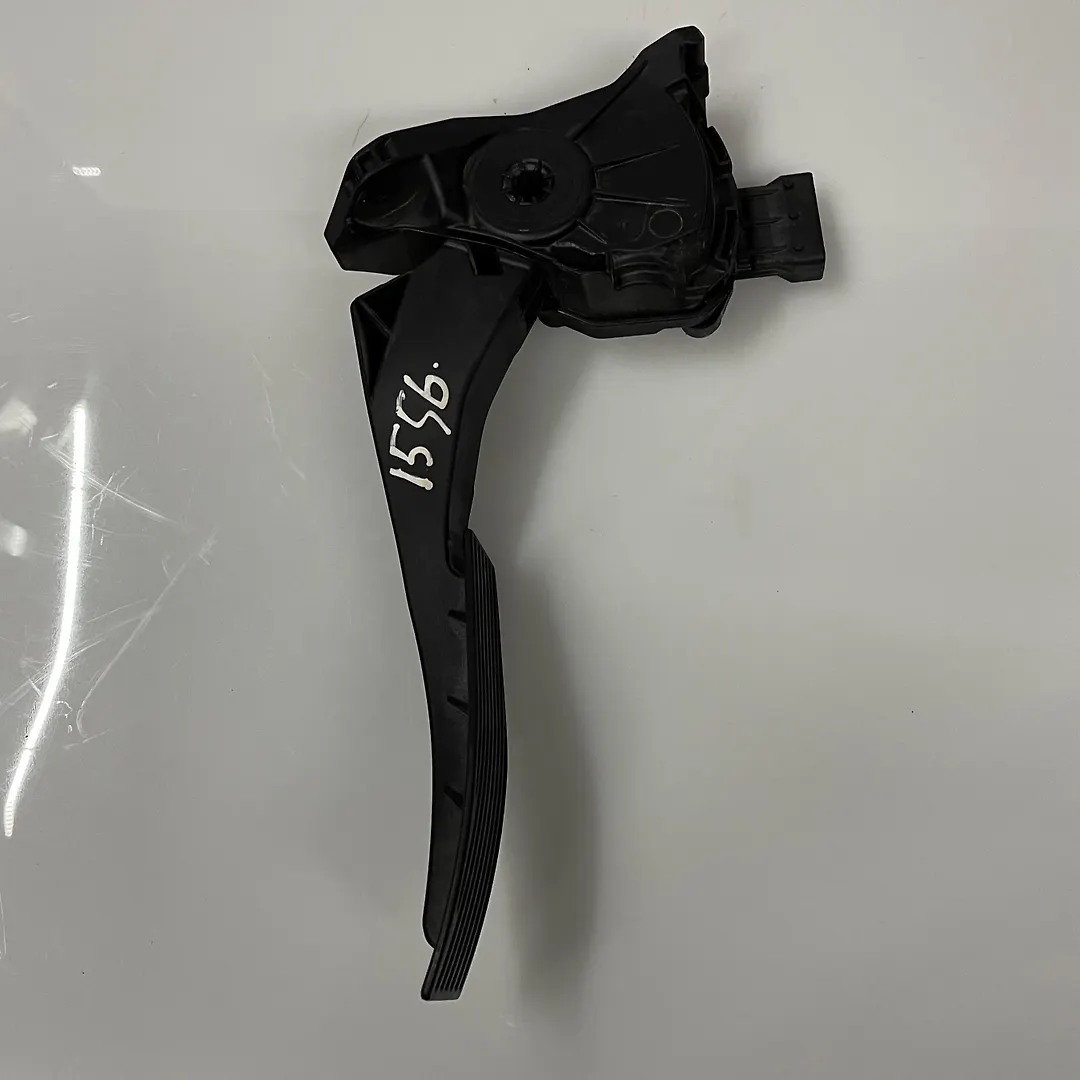 Accelerator pedal - 2015 Chevrolet Impala LT