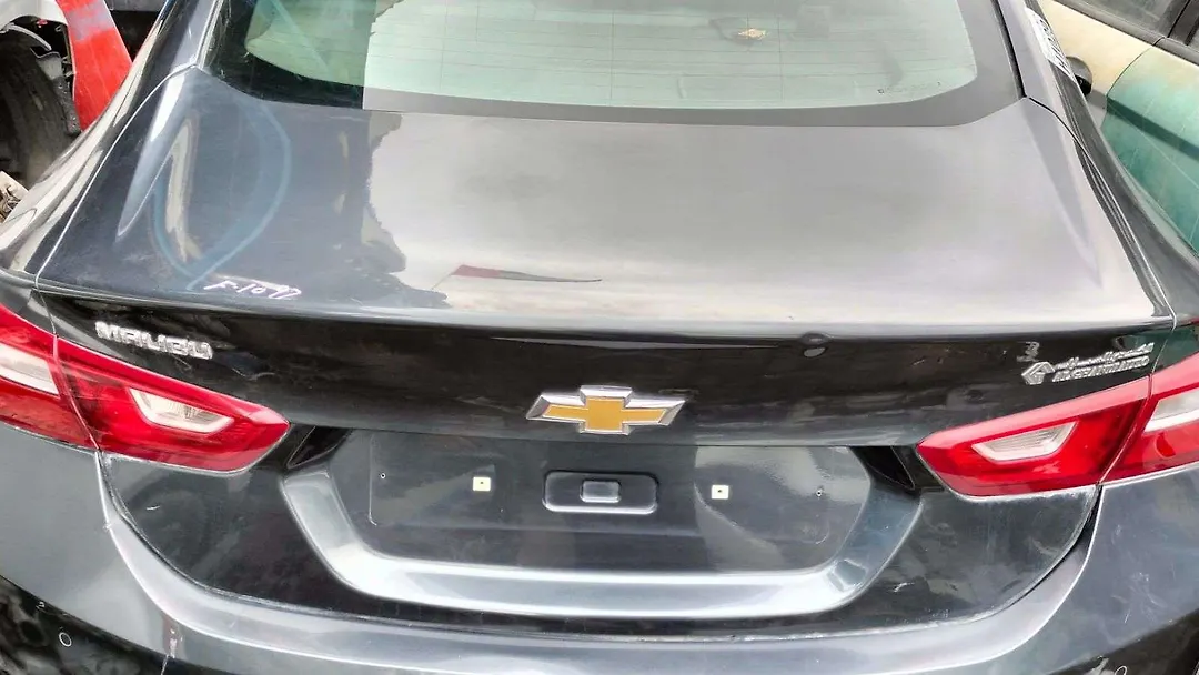 Tailgate - 2018 Chevrolet Malibu