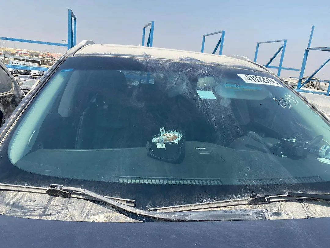 Windshield glass - 2015 Infiniti QX60