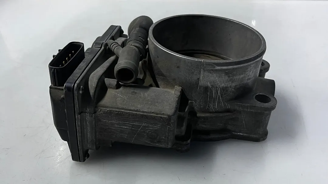 Throttle body - 2012 Land Rover RANGE ROVER