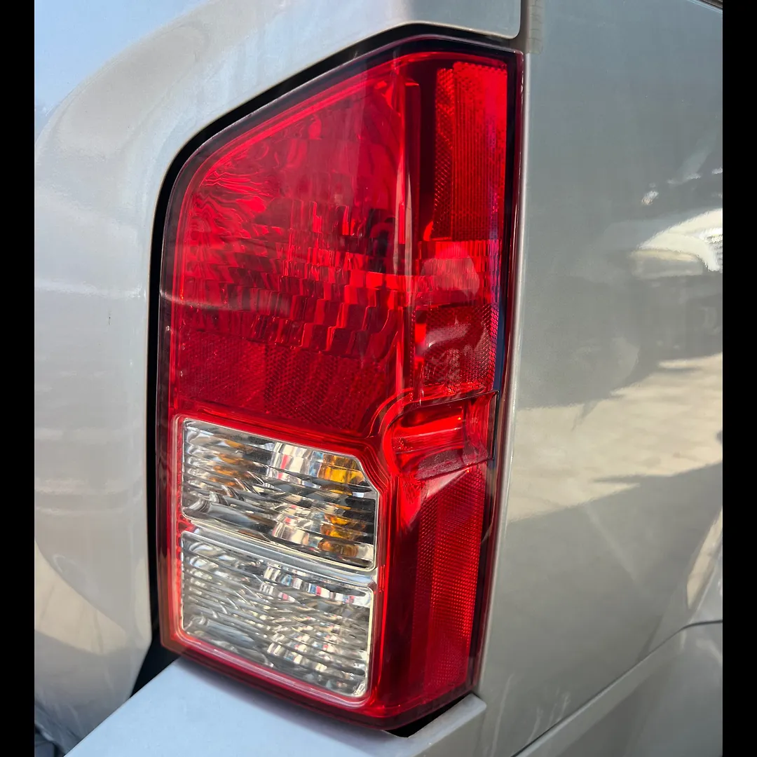 Tail Light (RH) - 2011 Nissan Pathfinder 4.0
