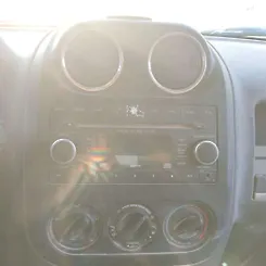Audio CD Disc player  - 2009 Jeep Patriot