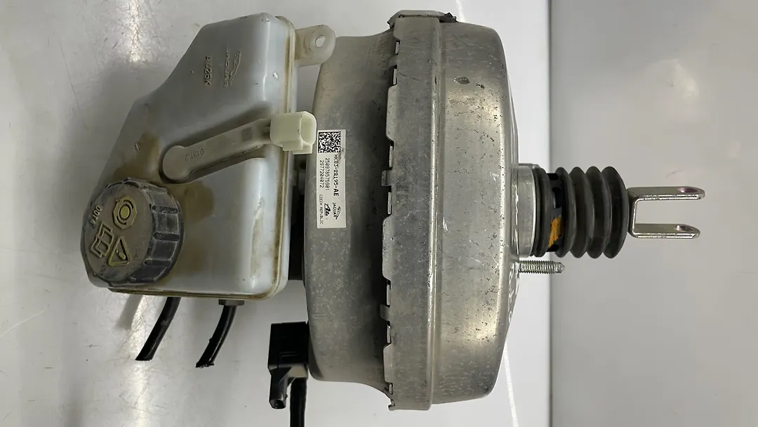 Brake booster - 2019 Land Rover RANGE ROVER