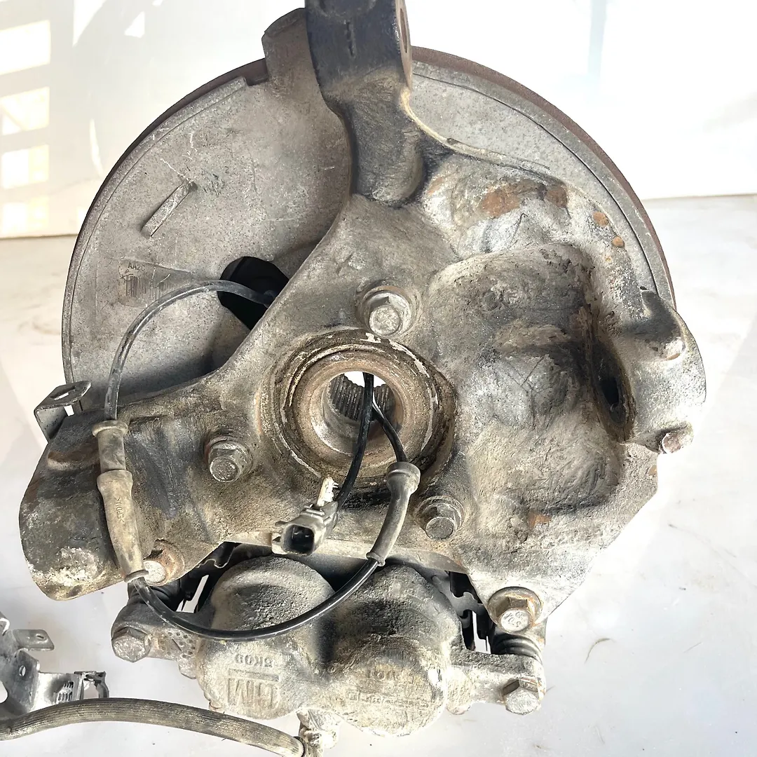 Complete Hub Assembly(RHF) - 2016 GMC Sierra