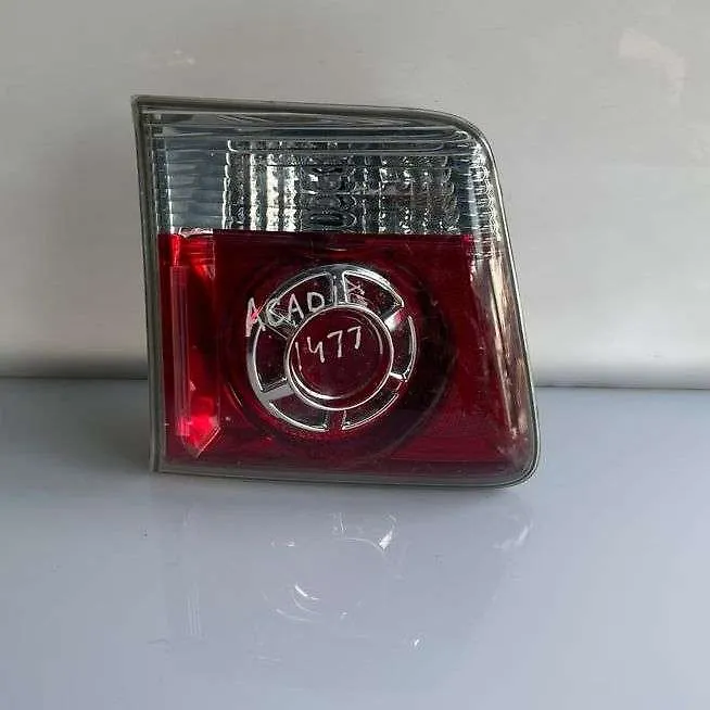 Tail Light (LH) - 2009 GMC Acadia SLT (2)