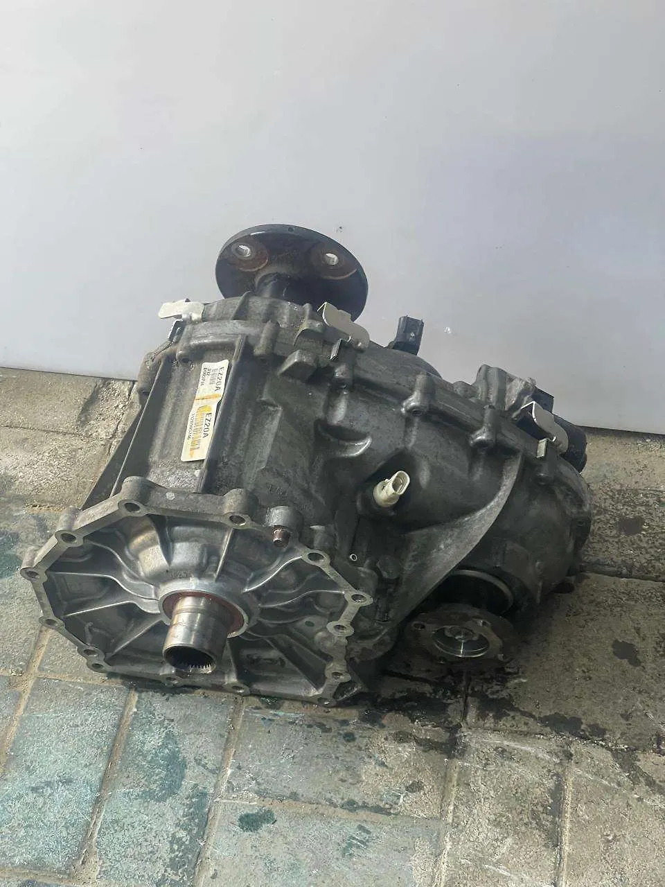 Differential case - 2011 Infiniti QX56