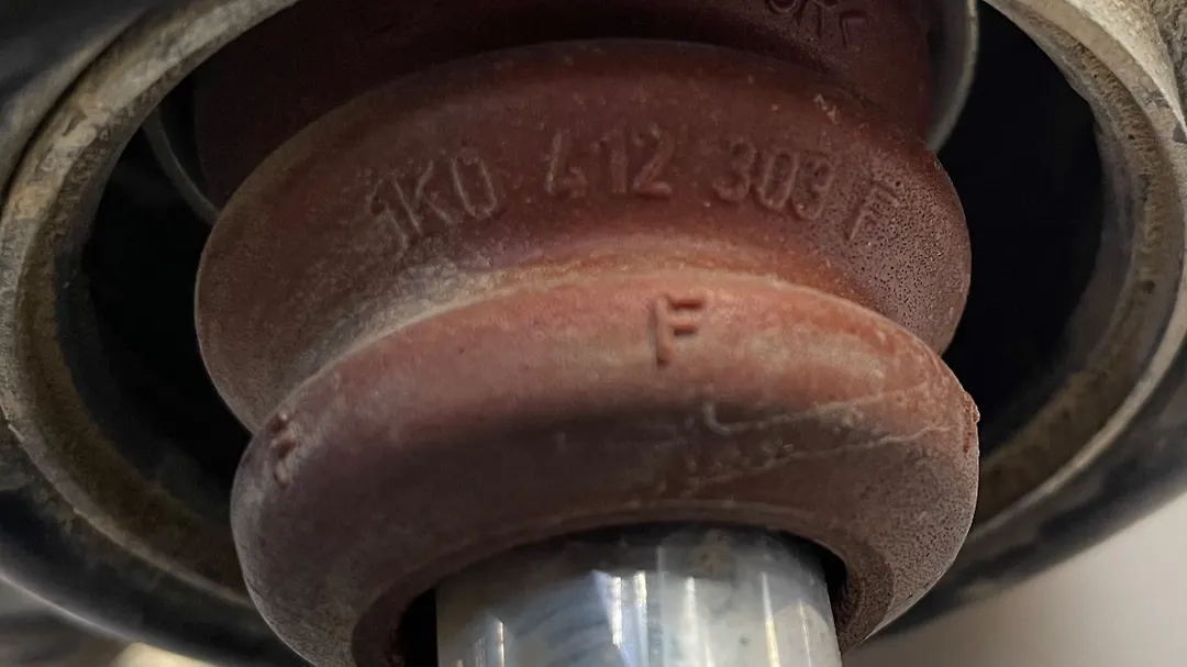 Shock Absorber (RHF) - 2015 Volkswagen Golf Sport