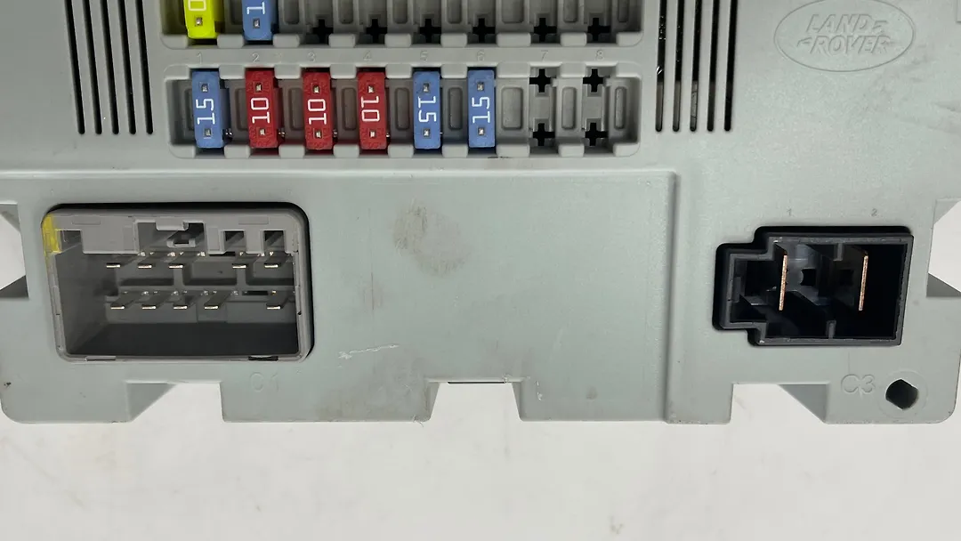 Rear Fuse Box - 2017 Jaguar XE