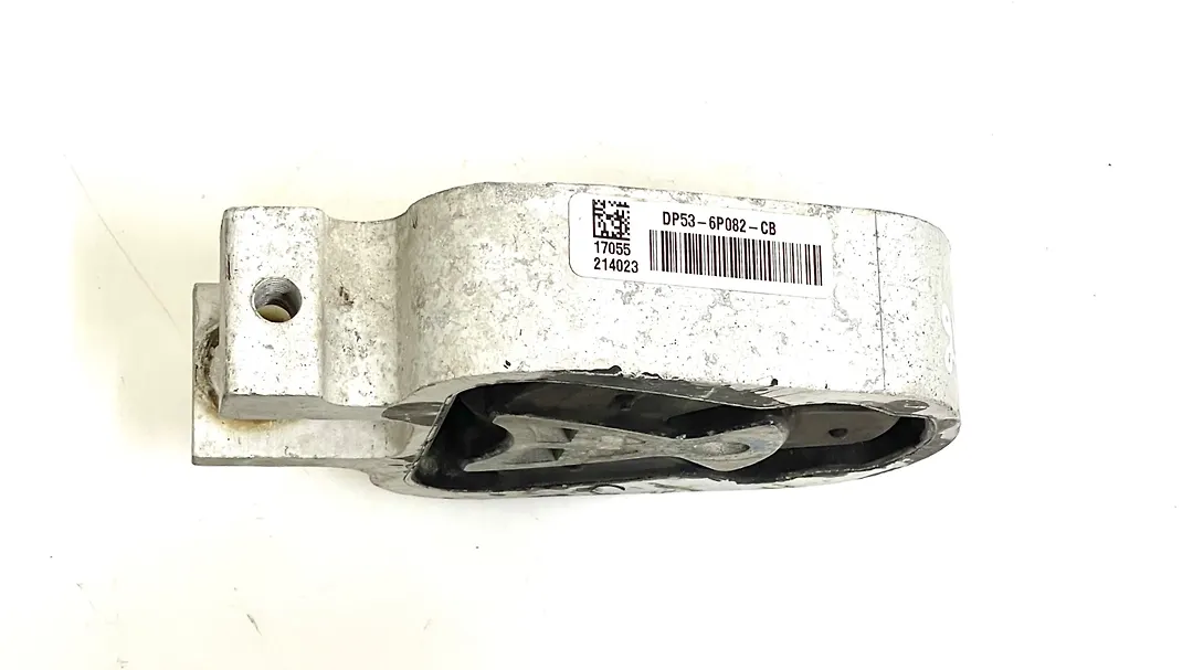 Mount bracket - 2017 Lincoln MKC Select