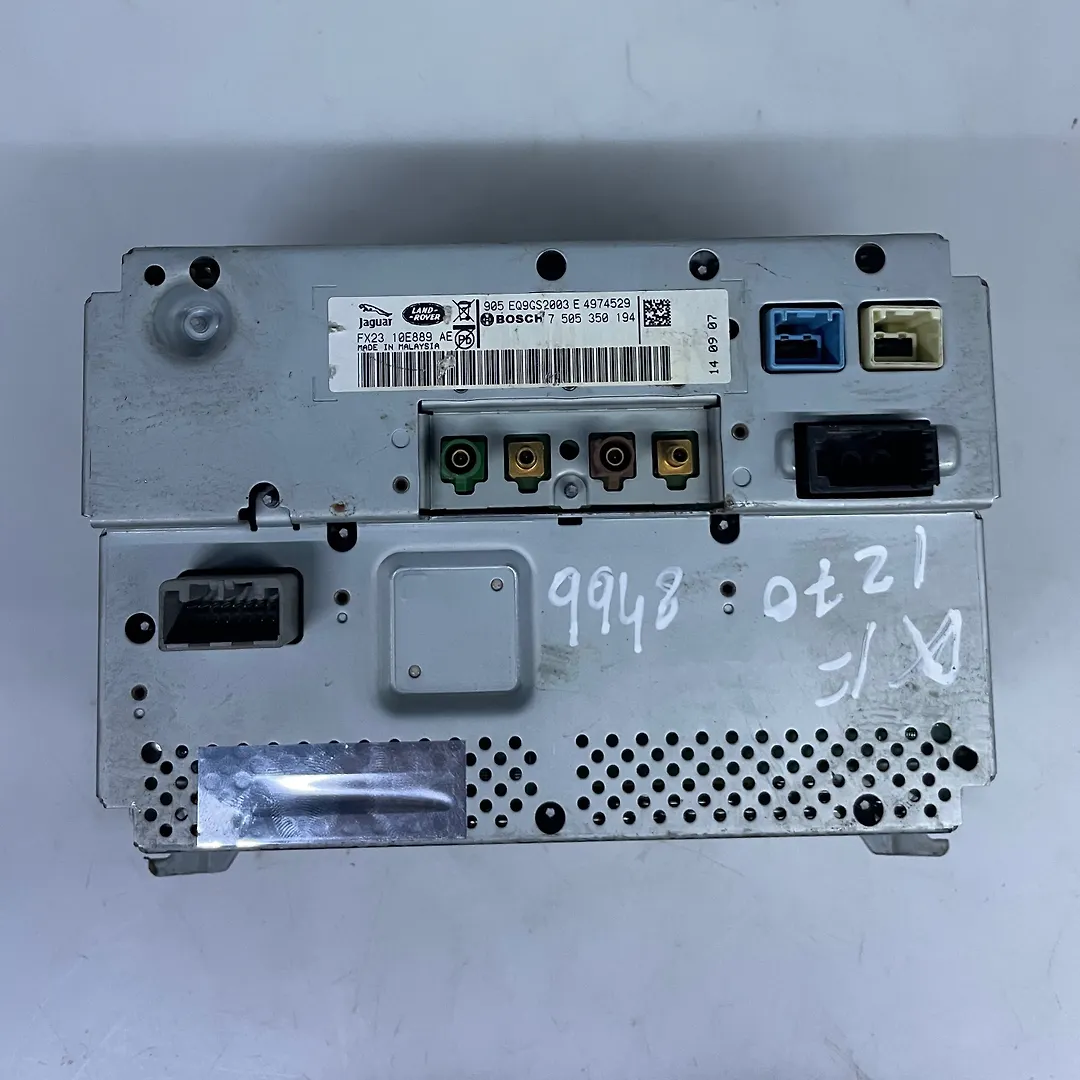 Info/GPS/TV Screen - 2014 Jaguar XF