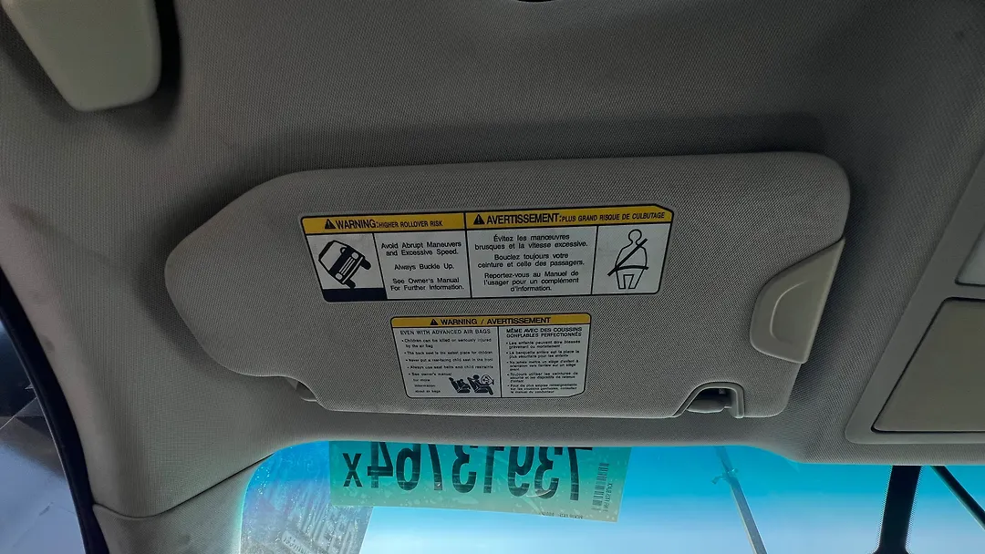Sun visor - Infiniti