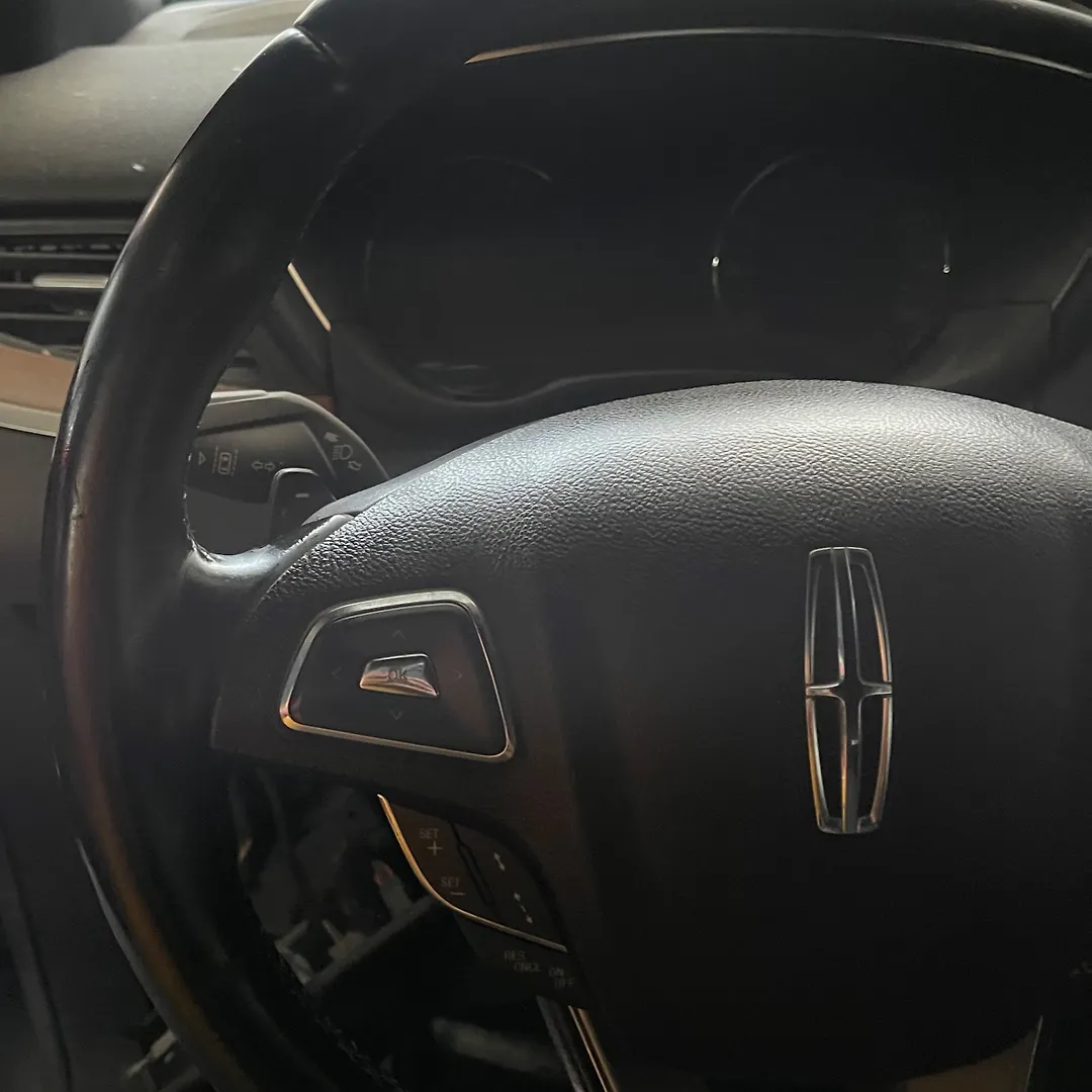 Steering wheel - 2016 Lincoln MKC