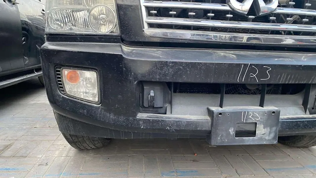 Front Bumper - 2010 Infiniti QX56 5.6i