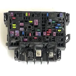 Fuse box - 2014 Jeep Grand Cherokee Overland