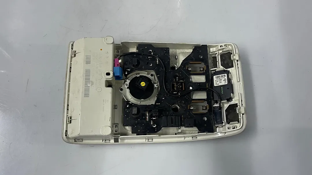 Overhead Console - 2009 Audi A4