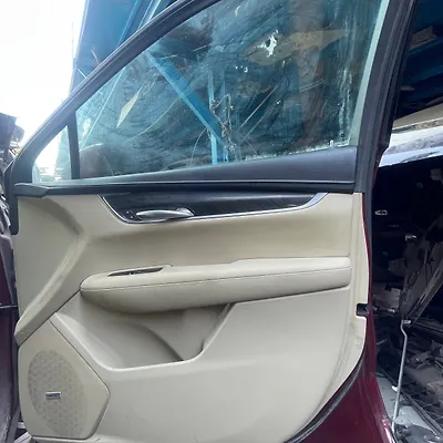 Door (RHF) - 2018 Cadillac XT5