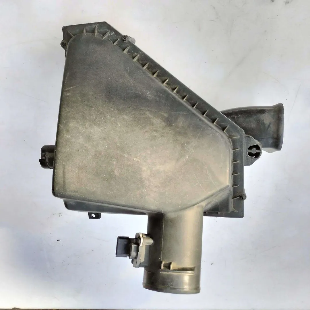 Air cleaner box - 2014 Cadillac CTS